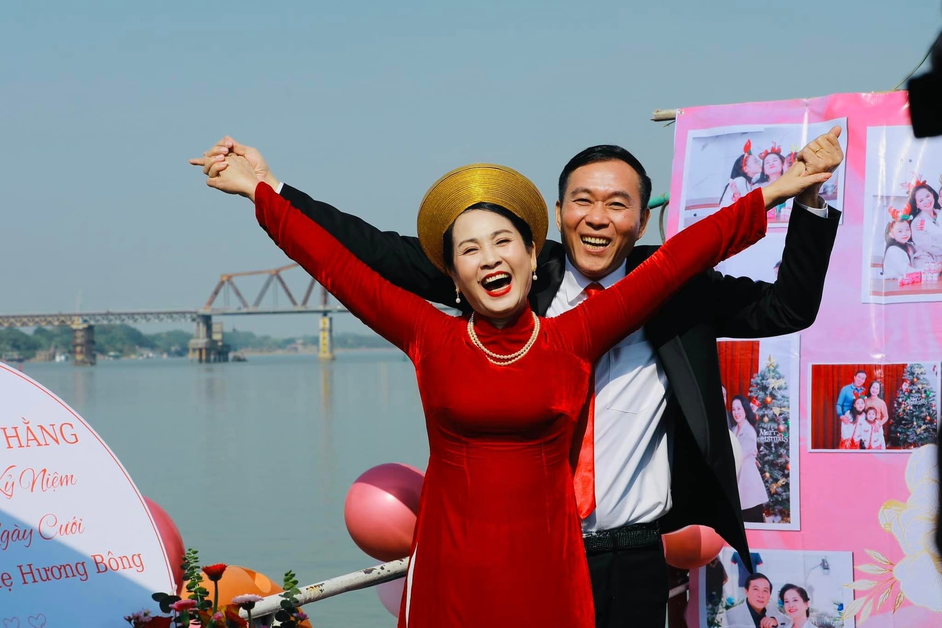 Sao Việt 20/12: Vợ chồng NSND Lan Hương kỷ niệm 35 ngày cưới trên du thuyền - 1