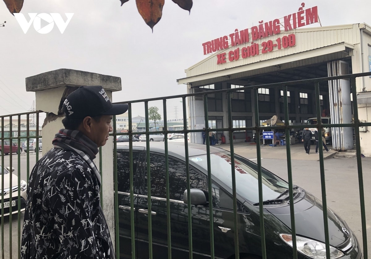 nhieu trung tam dang kiem het so tu dau gio sang hinh anh 3