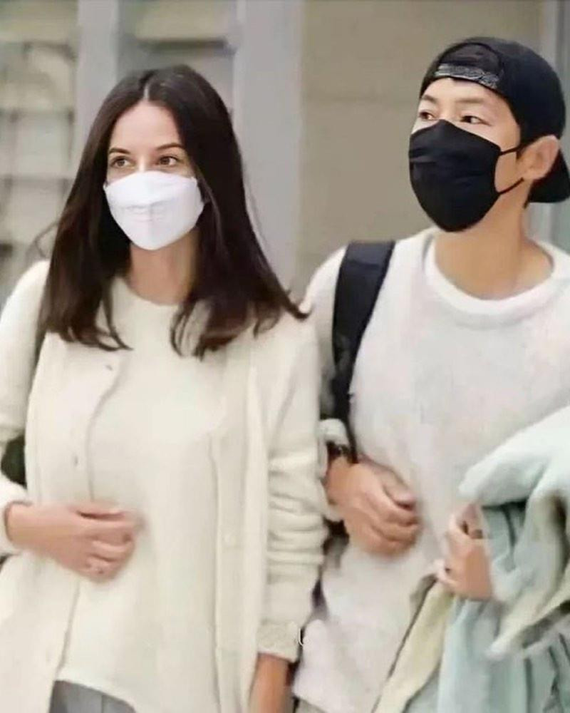 Chân dung vợ ngoại quốc sắp cưới của Song Joong Ki - 2
