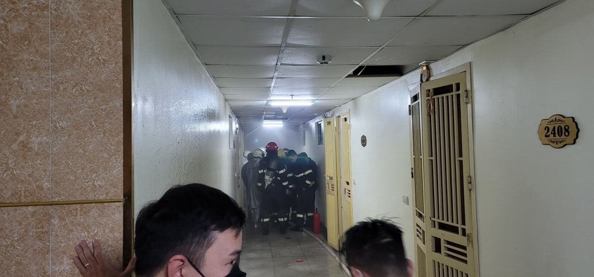 chay can ho tai toa nha hh3c linh Dam, hang tram nguoi hot hoang thao chay trong dem hinh anh 2
