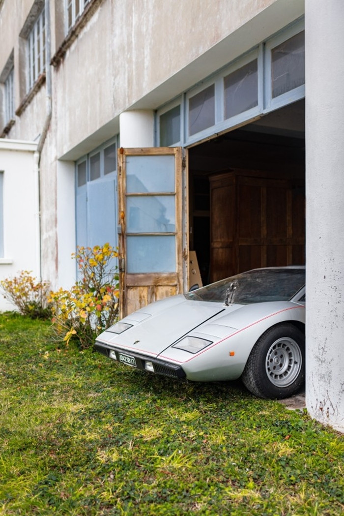 Sau một thập kỷ nằm kho, Lamborghini cực hiếm vẫn có giá 24 tỷ đồng - 3
