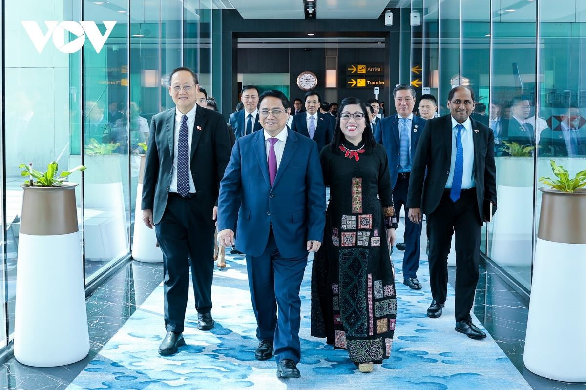 Thủ tướng kết thúc chuyến thăm Singapore, bắt đầu thăm chính thức Brunei - 1