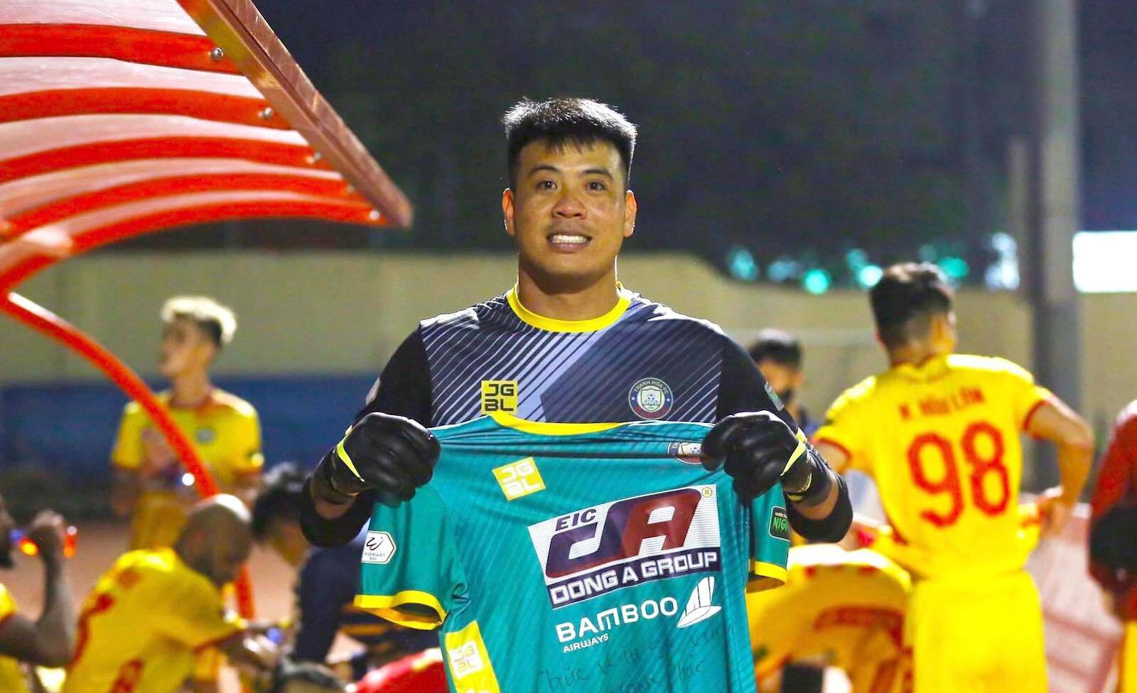 CLB Thanh Hoá thanh lý hợp đồng với cựu tuyển thủ Việt Nam - 1