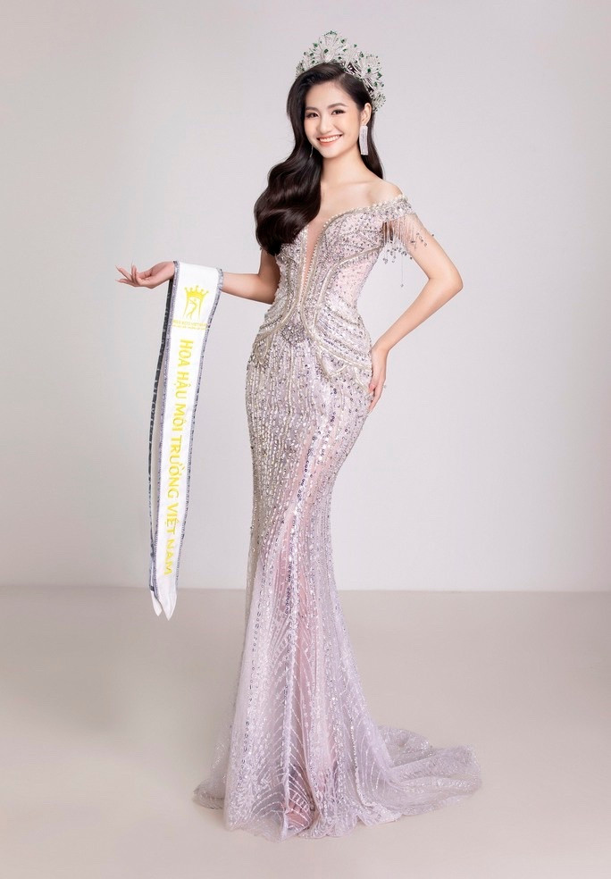 Nhan sắc người đẹp Việt đăng quang Hoa hậu Môi trường thế giới 2023 - 11