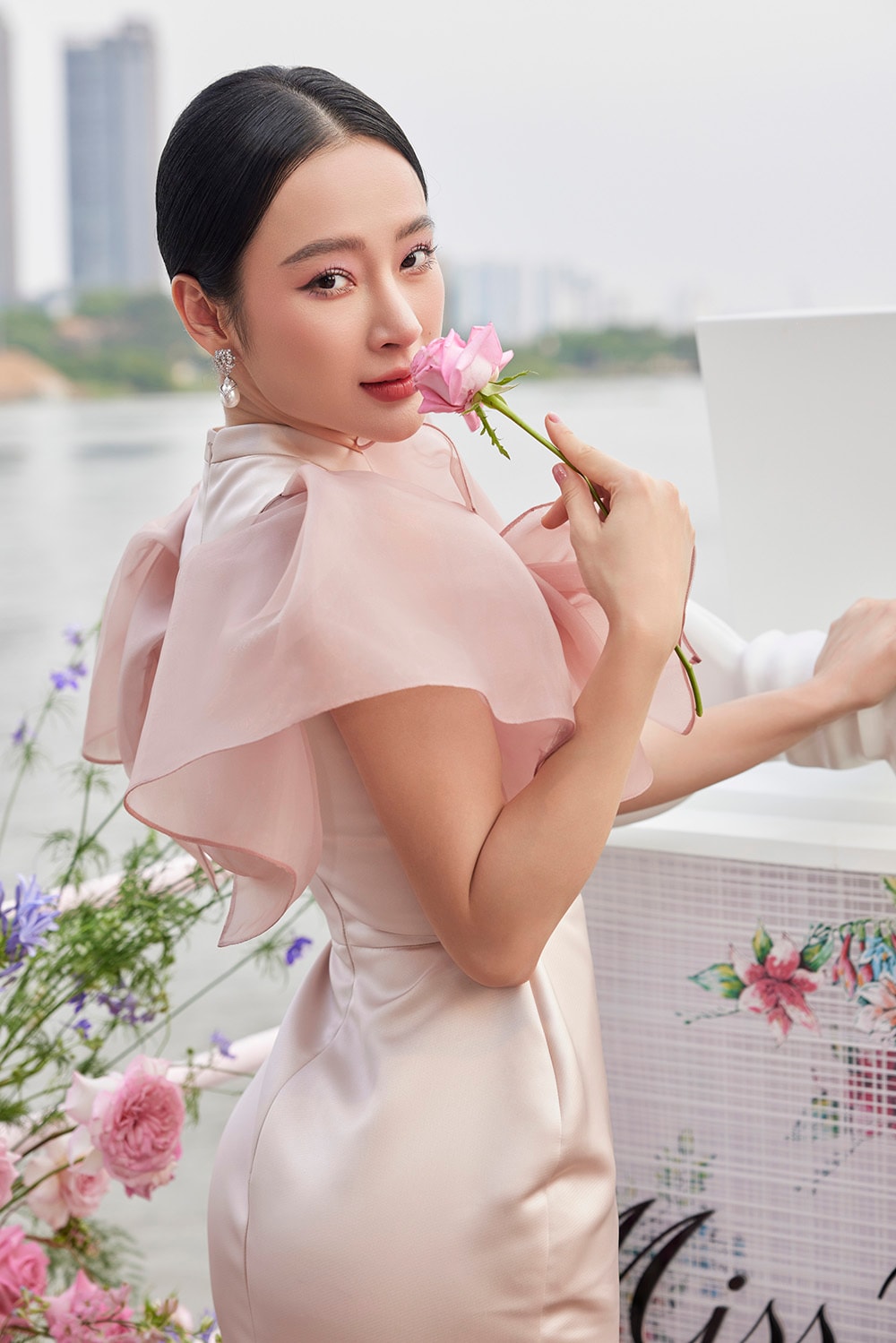 Angela Phương Trịnh thăng hạng nhan sắc sau khi giảm 10kg - 7