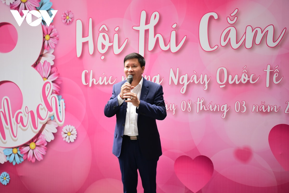 tung bung hoi thi cam hoa vov ky niem ngay quoc te phu nu 8 3 hinh anh 11