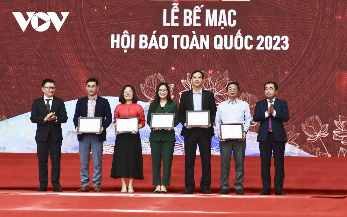 toan canh le be mac hoi bao toan quoc 2023 hinh anh 6