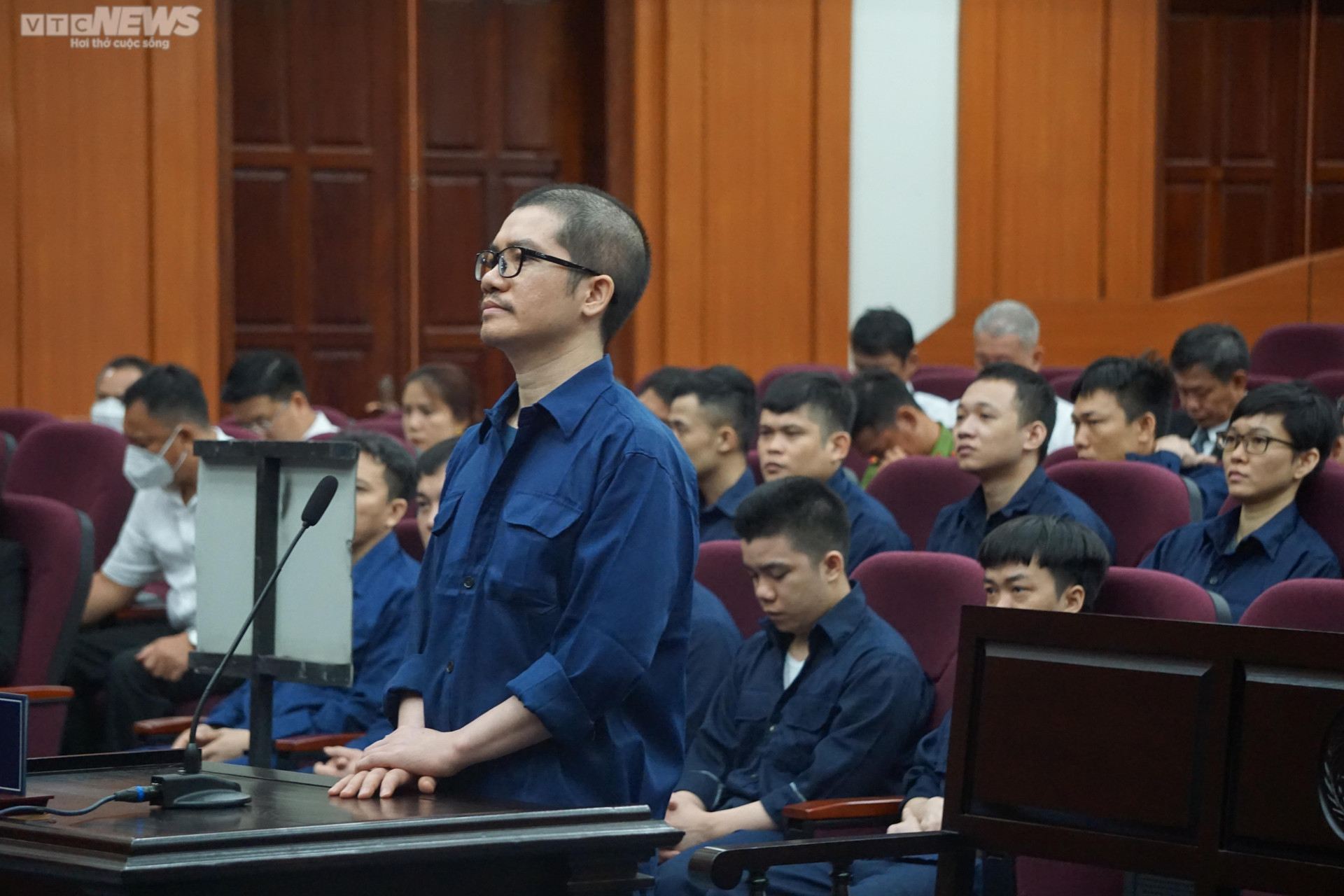 Hoãn xét xử phúc thẩm CEO Alibaba Nguyễn Thái Luyện và đồng phạm - 2