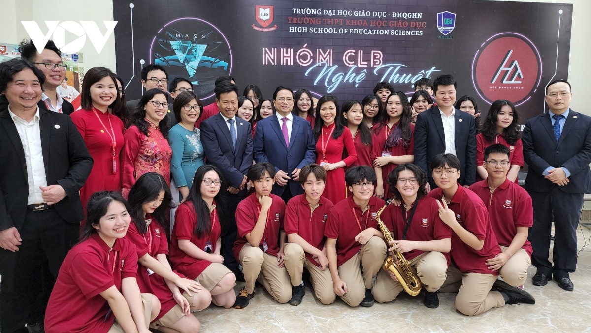thủ tướng phạm minh chính thăm, làm việc tại Đại học quốc gia hà nội hình ảnh 2 thu tuong pham minh chinh tham, lam viec tai Dai hoc quoc gia ha noi hinh anh 2