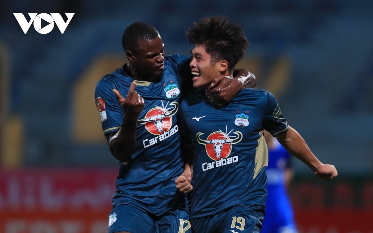 trỰc tiẾp slna 0 - 0 hagl minh vương dự bị, tuấn anh đá chính hình ảnh 3 trUc tiEp slna 0 - 0 hagl minh vuong du bi, tuan anh da chinh hinh anh 3
