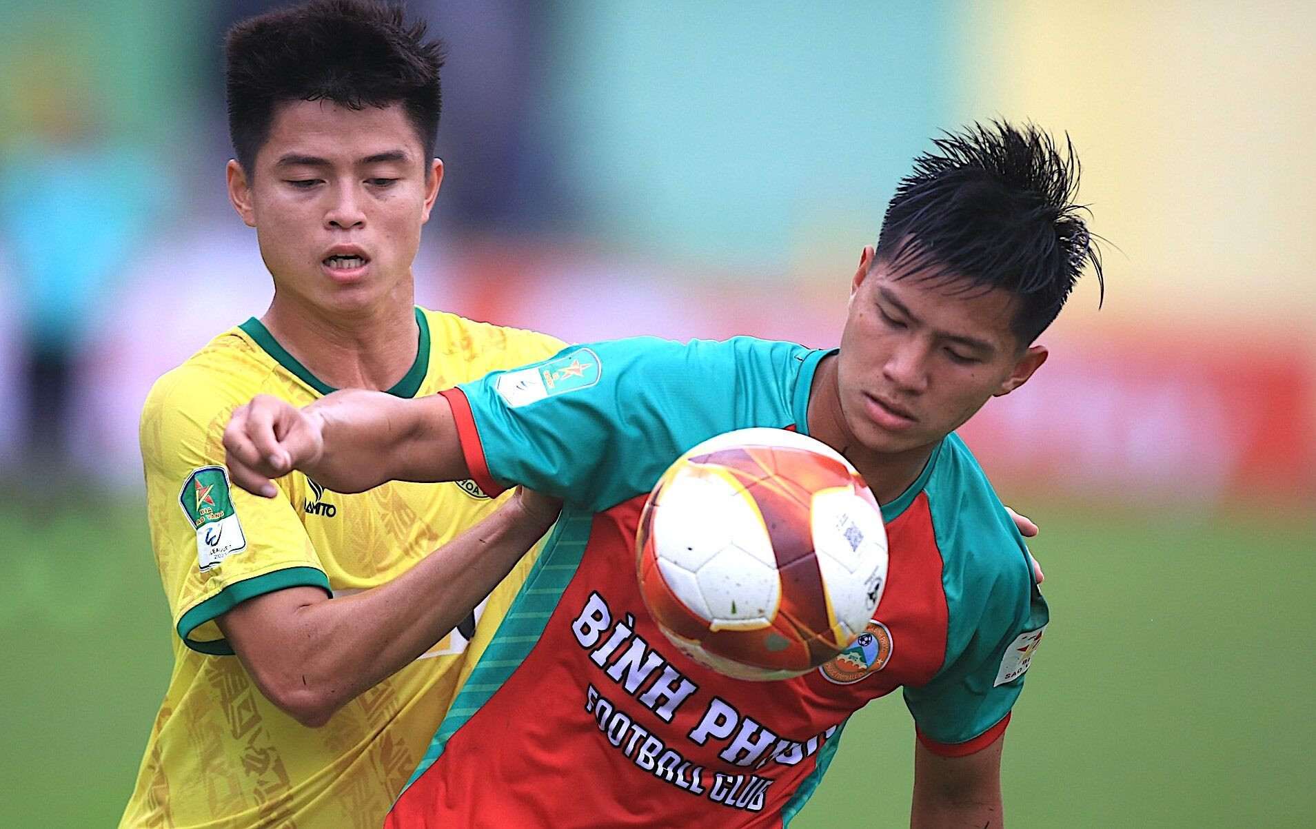 Đá 3 trận bị thanh lý hợp đồng, cựu tuyển thủ U23 Việt Nam sốc nặng - 1