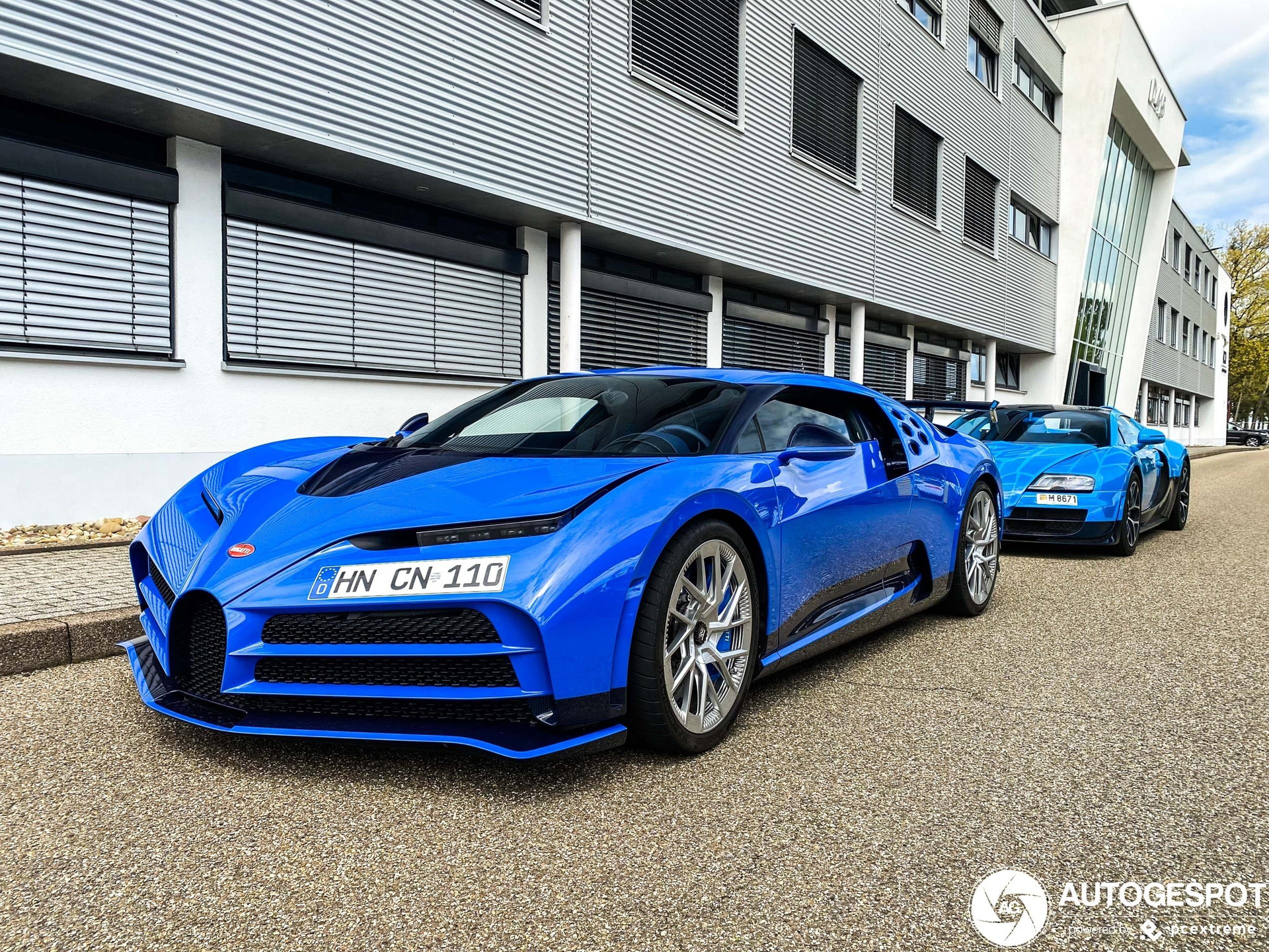 Bộ 3 Bugatti hàng hiếm hội tụ tại Đức - 7