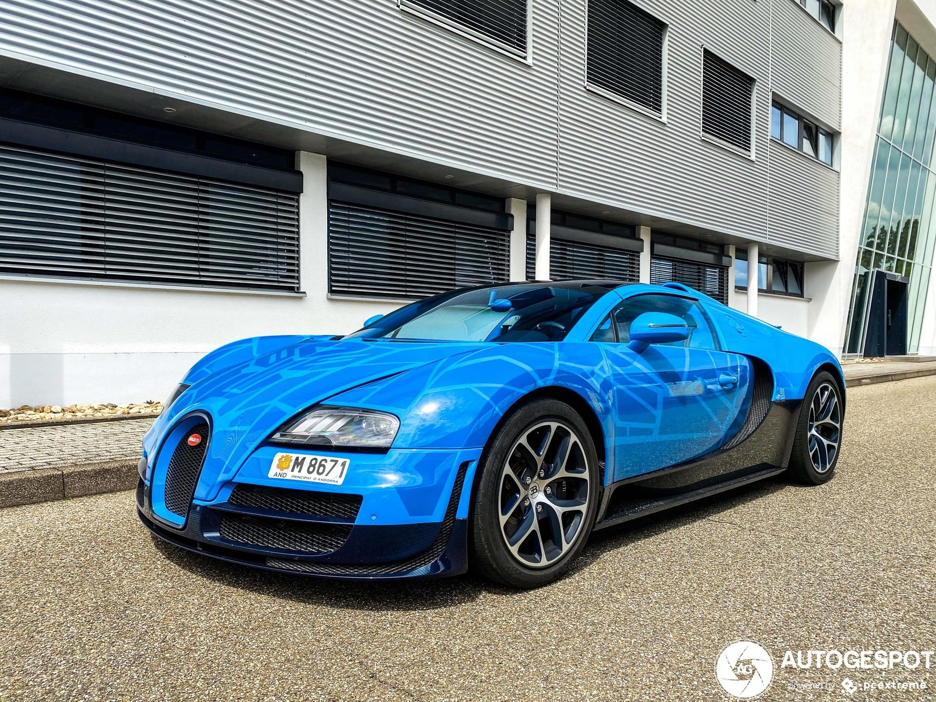 Bộ 3 Bugatti hàng hiếm hội tụ tại Đức - 12