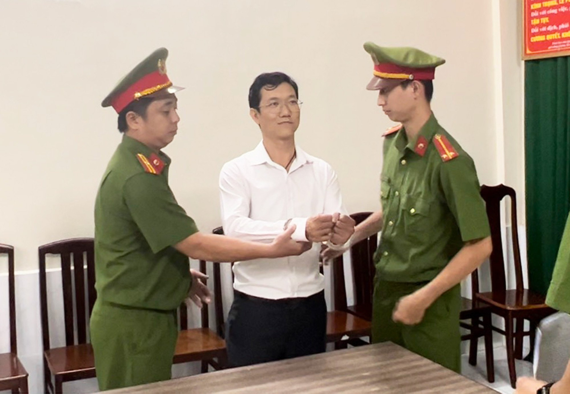 Vụ án Nguyễn Phương Hằng: Gia hạn tạm giam bị can Đặng Anh Quân thêm 60 ngày - 1