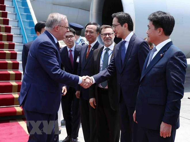 Thủ tướng Australia đến Hà Nội, bắt đầu thăm chính thức Việt Nam - 6