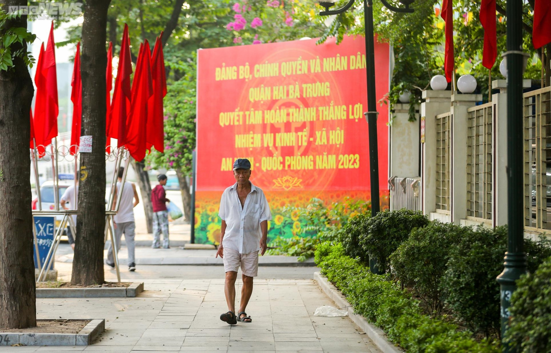 Hàng loạt tuyến phố ở Hà Nội được đề xuất kinh doanh vỉa hè - 6