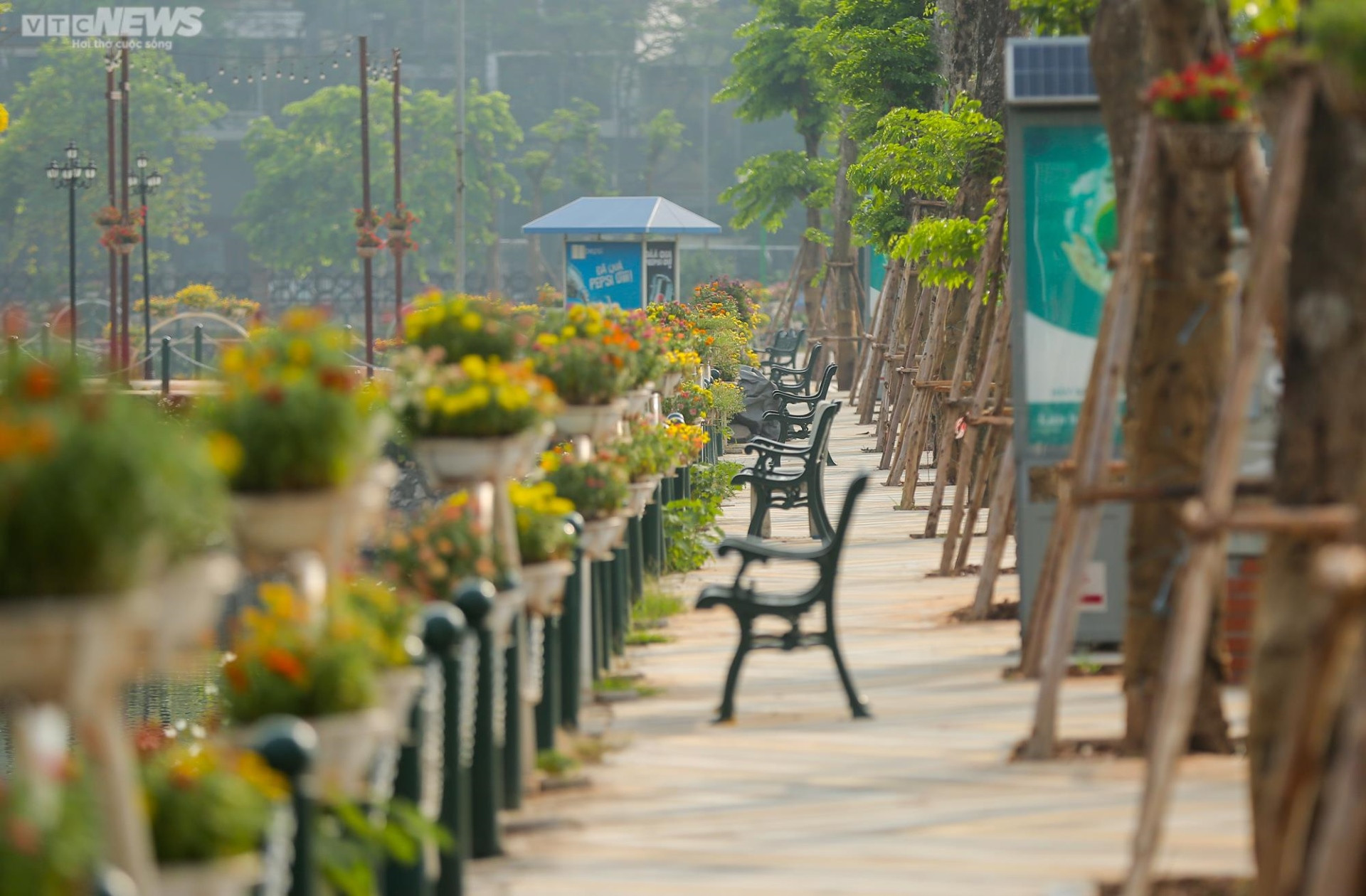 Hàng loạt tuyến phố ở Hà Nội được đề xuất kinh doanh vỉa hè - 16