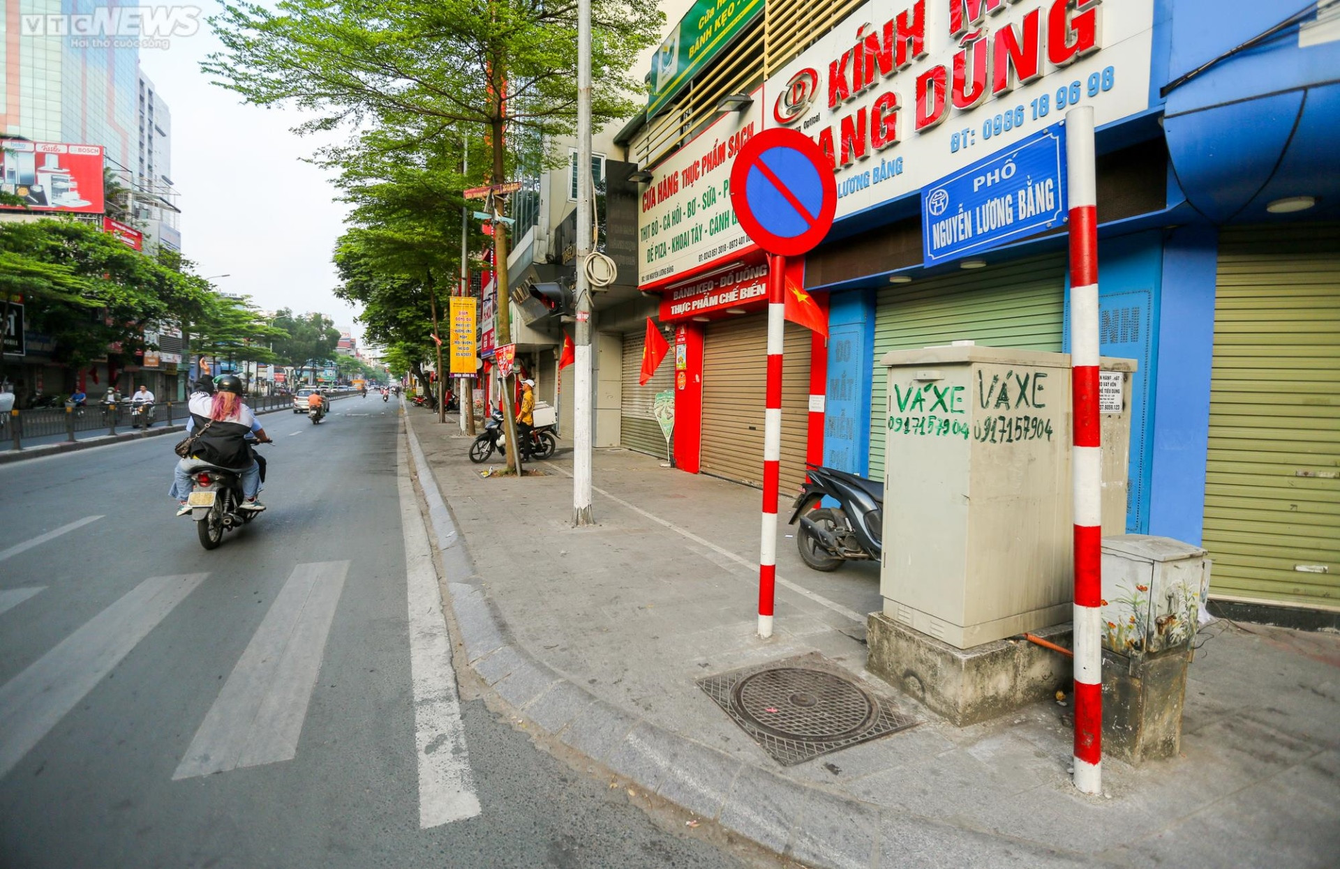 Hàng loạt tuyến phố ở Hà Nội được đề xuất kinh doanh vỉa hè - 13