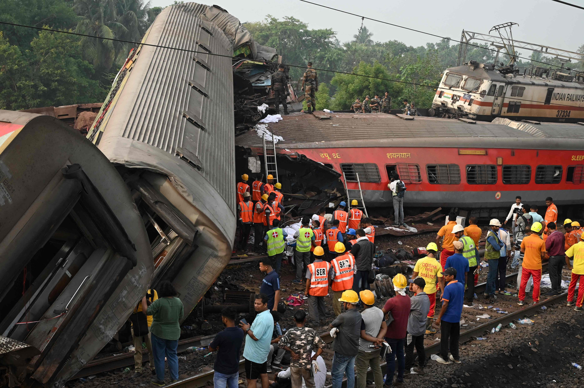 Tai nạn đường sắt ở Ấn Độ: Kết thúc cứu hộ, gần 290 người tử vong - 1