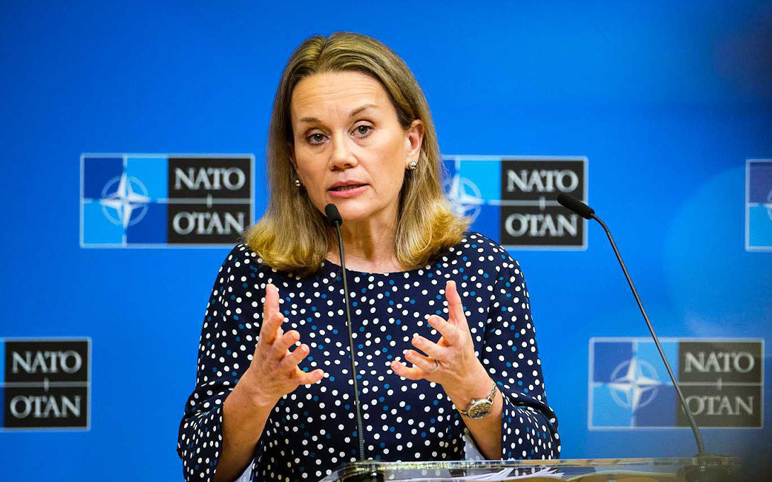 Đại sứ Mỹ: Ukraine hiện 'không thể' trở thành thành viên NATO - 1