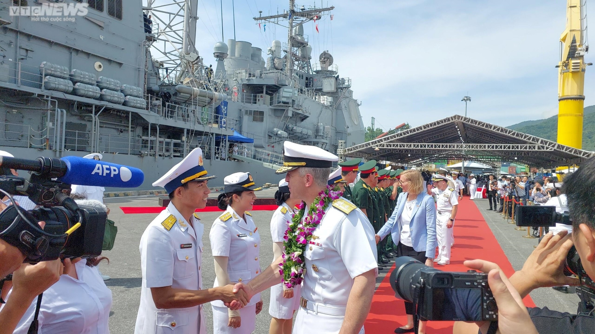 Đoàn tàu Hải quân Mỹ bắt đầu các hoạt động tại Đà Nẵng - 1