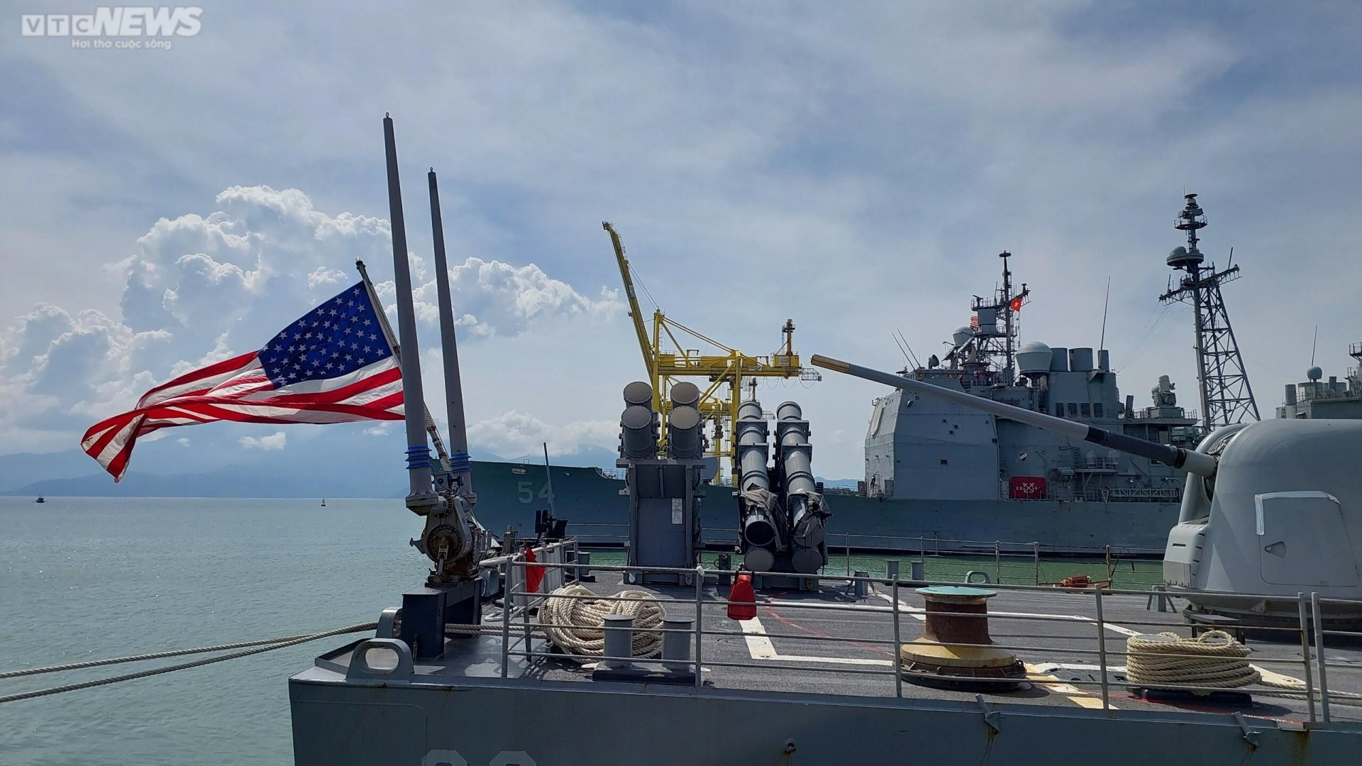Đoàn tàu Hải quân Mỹ bắt đầu các hoạt động tại Đà Nẵng - 5