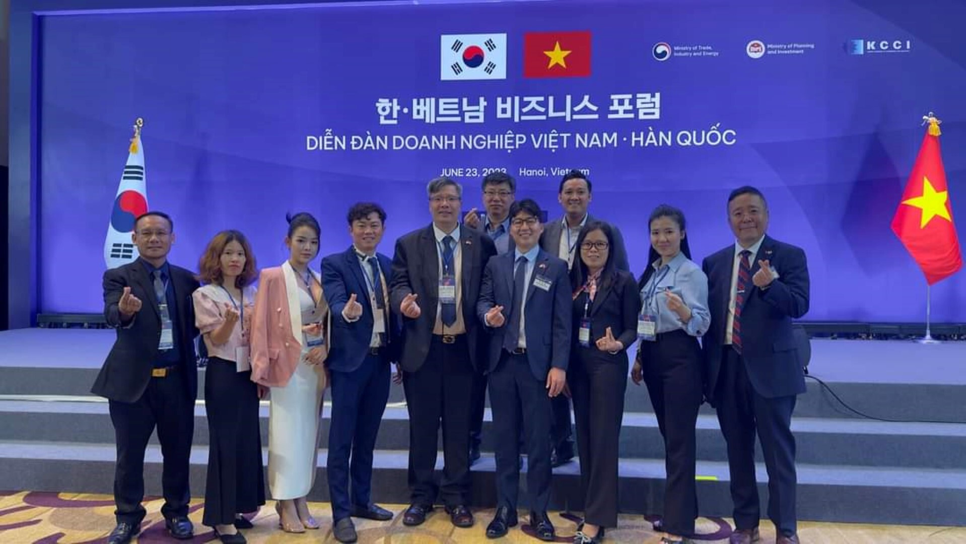 Hiệp hội doanh nhân đầu tư Việt Nam - Hàn Quốc tiếp tục hỗ trợ phát triển công nghiệp xanh - 3