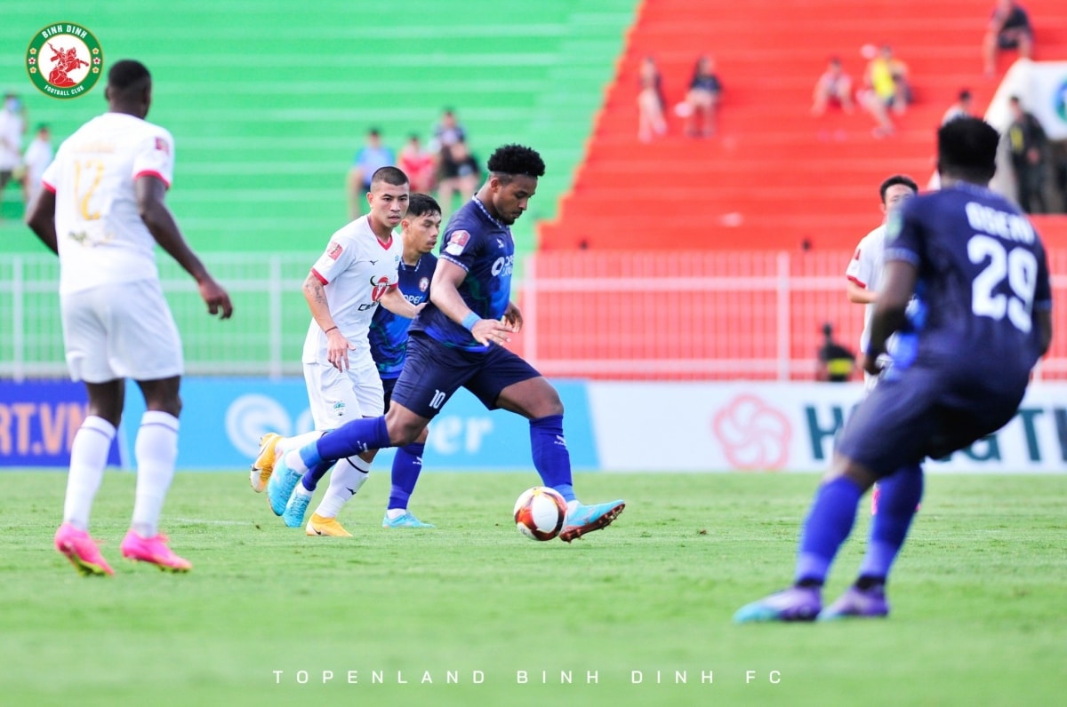 ket qua vong 13 v-league 2023 cu dup cua rafaelson giup binh Dinh nhan chim hagl hinh anh 4