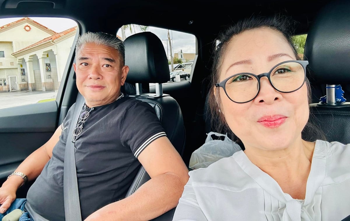 Mới đây,  NSND Hồng Vân và ông xã Lê Tuấn Anh khiến khán giả trầm trồ sau với vóc dáng sau khi giảm cân.