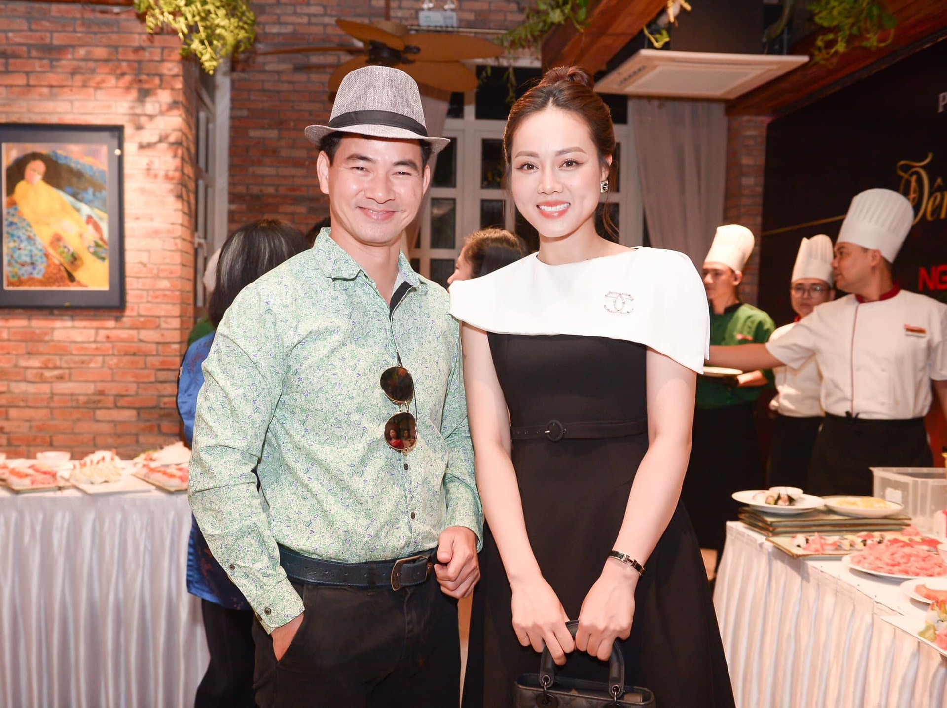 Ngọc Hà - vợ NSND Công Lý chụp chung với Xuân Bắc và chia sẻ: 