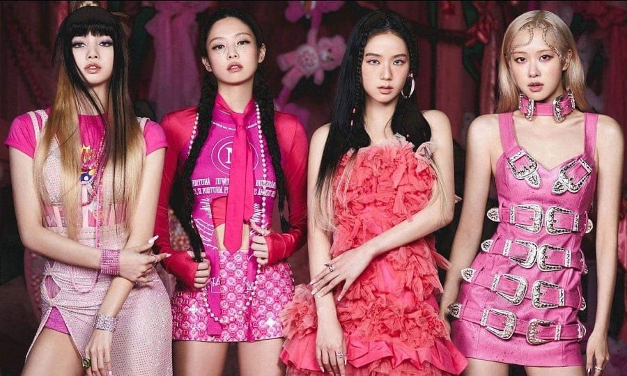 Từ trái sang: Các thành viên Lisa, Jennie, Jisoo, Rose của nhóm BLACKPINK. (Ảnh: YG Entertainment)