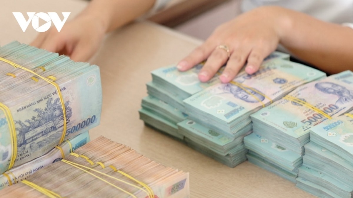 6 thang dau nam 2023, lai suat giam, ty gia on dinh, lam phat ha nhiet hinh anh 1