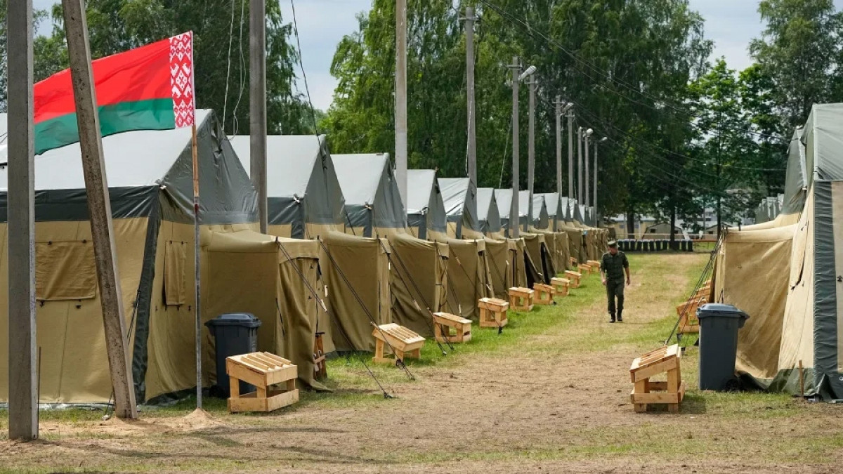 Một doanh trại quân đội cách thủ đô Minsk của Belarus 80km, ngày 7/7/2023. (Ảnh: AP)