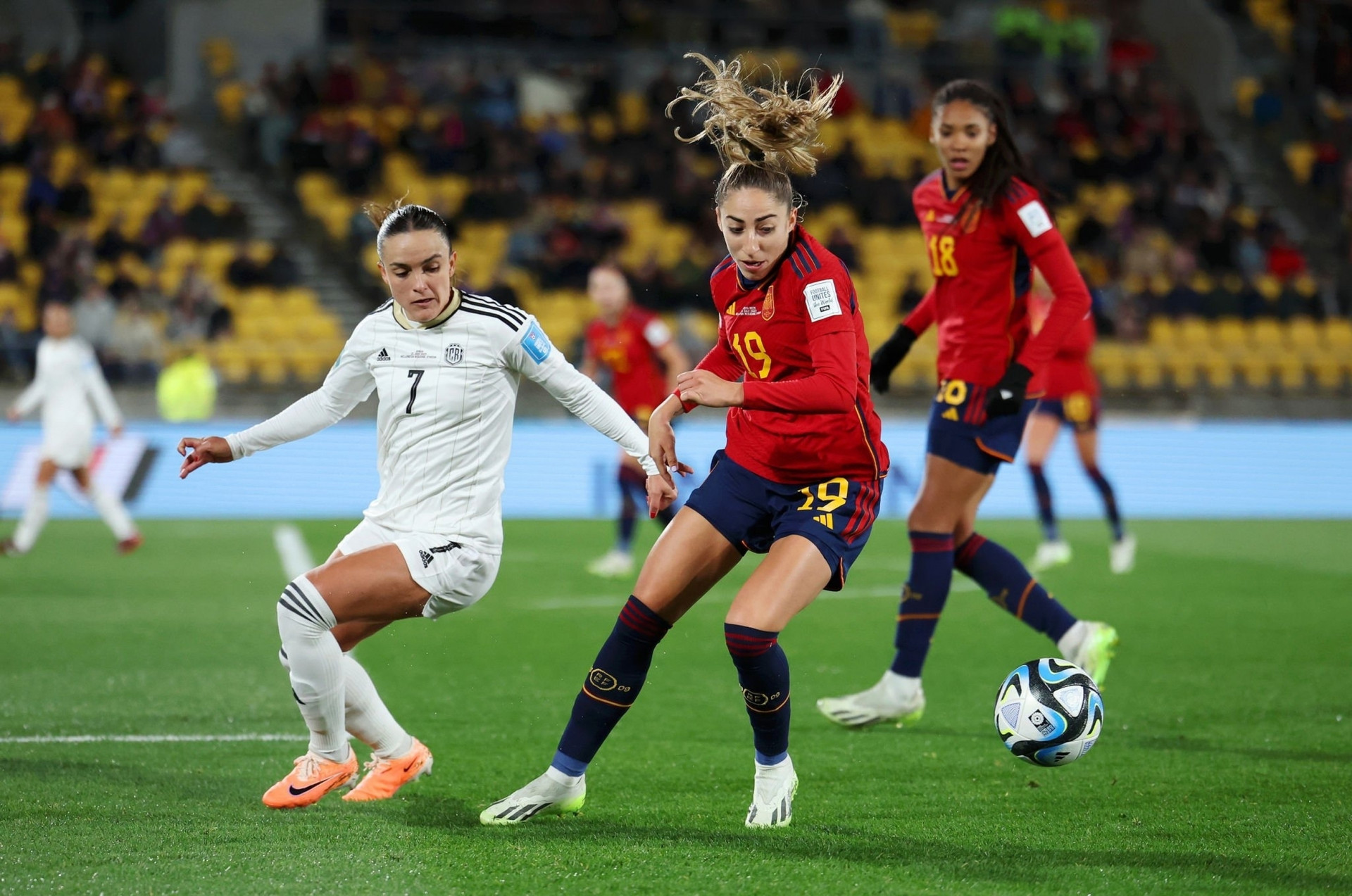 Tung 45 cú sút, tuyển nữ Tây Ban Nha chỉ ghi 3 bàn trước Costa Rica - 1