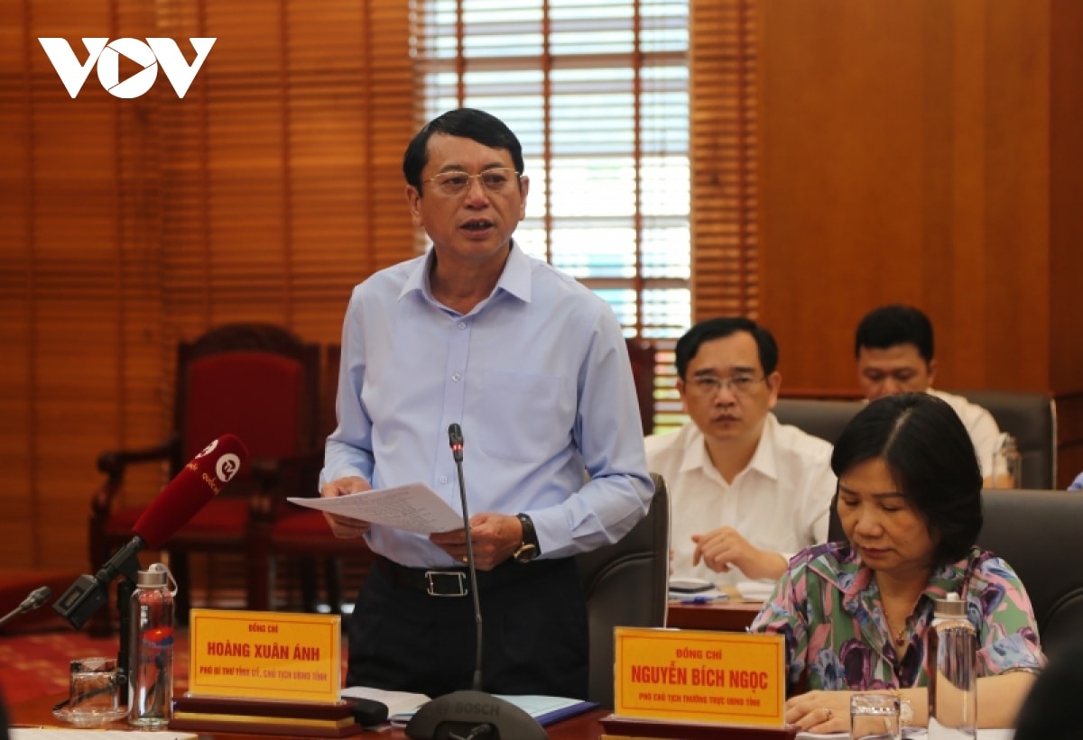Doan giam sat cua quoc hoi lam viec voi cao bang ve cac chuong trinh muc tieu qg hinh anh 2