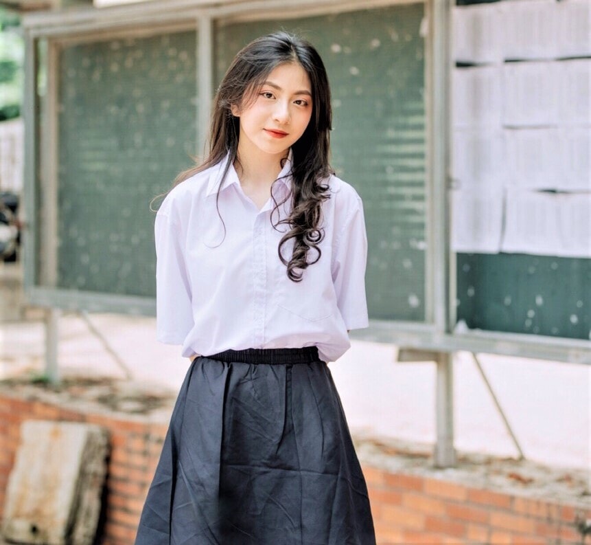 Thủ khoa khối C00 tỉnh Lạng Sơn Vy Ngọc Linh.