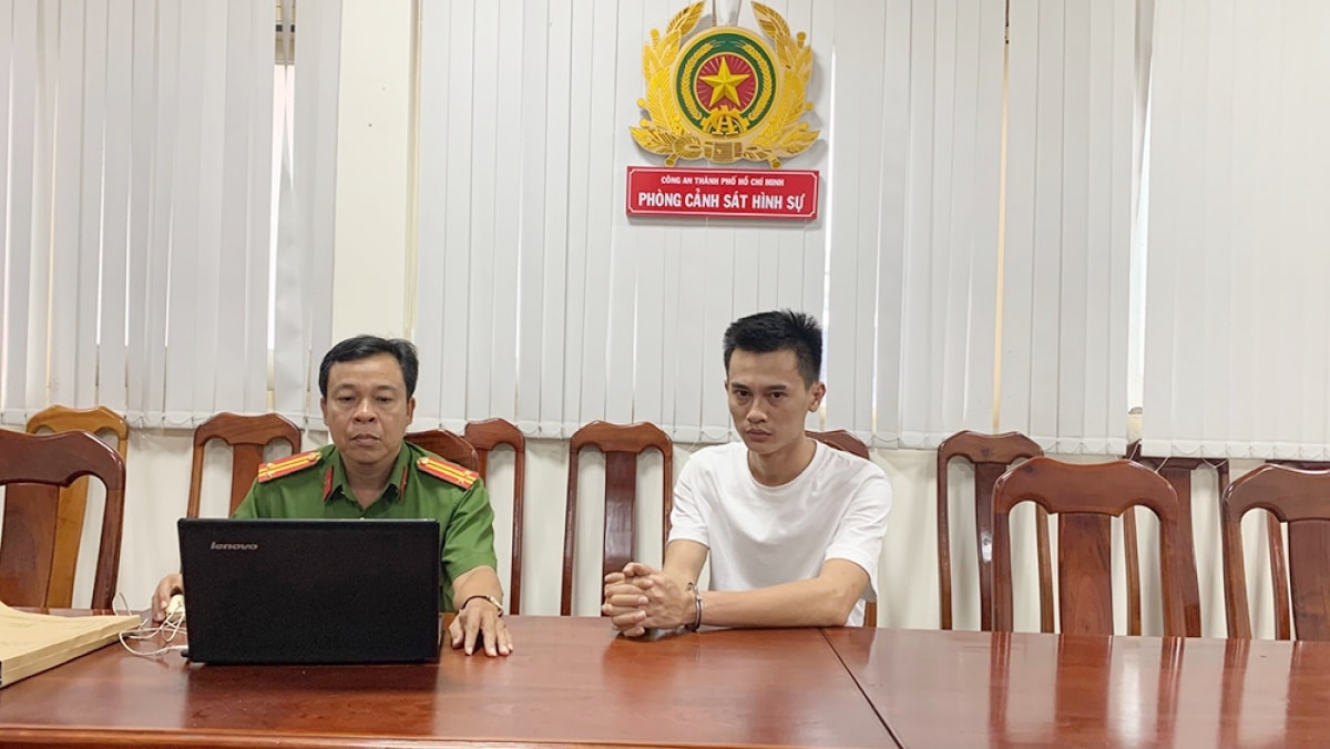 phan cong khanh nhieu lan sang campuchia danh bac, thua 100 ty dong hinh anh 1
