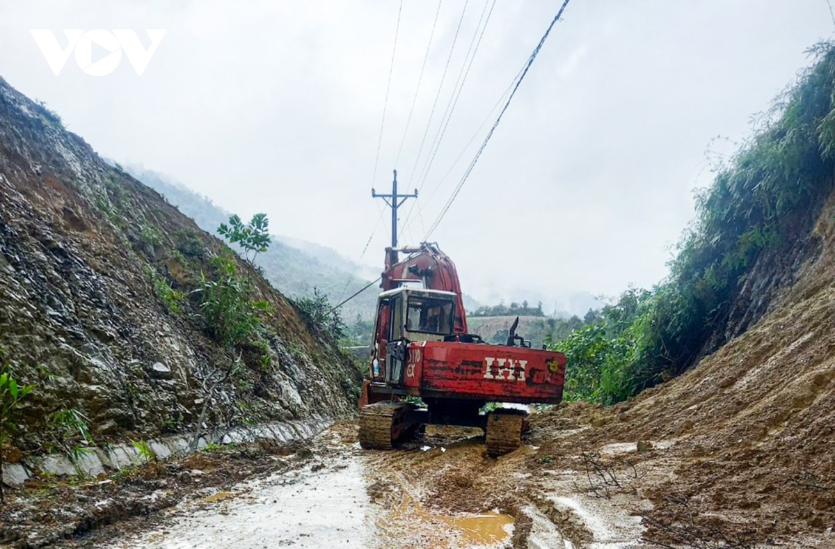 ngập úng, sạt lở đất nhiều khu vực tại lâm Đồng hình ảnh 4 ngap ung, sat lo dat nhieu khu vuc tai lam Dong hinh anh 4