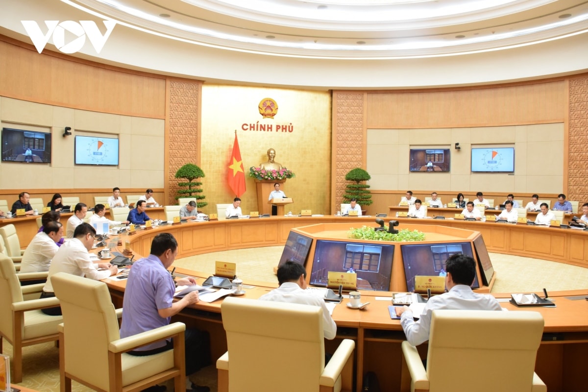 thu tuong Uu tien thao go kho khan cho san xuat, kinh doanh hinh anh 2