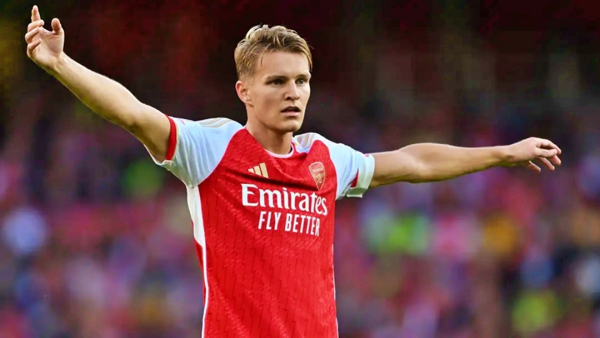 arsenal len ke hoach troi chan nhac truong martin odegaard hinh anh 1