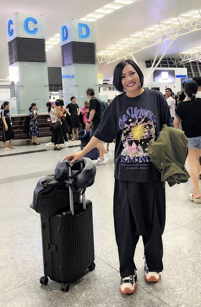 Sao Việt 20/8: Trịnh Kim Chi được chồng tặng xe, bà xã Chí Tài trẻ đẹp ở tuổi 64 - 8