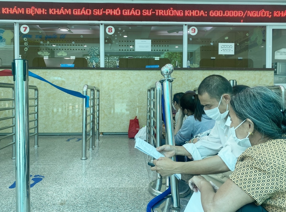 nâng cấp bệnh viện để người việt không phải ra nước ngoài chữa bệnh hình ảnh 1 nang cap benh vien de nguoi viet khong phai ra nuoc ngoai chua benh hinh anh 1