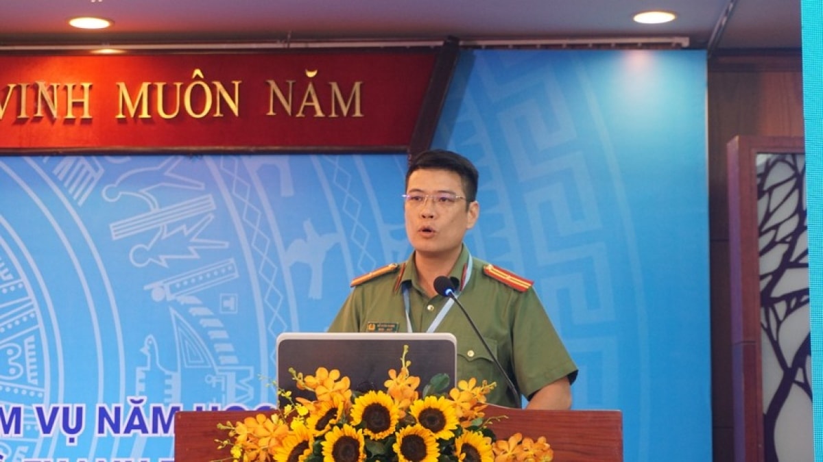 xem xet khoi to cac truong hop co lien quan den viec gui de thi tot nghiep thpt hinh anh 1