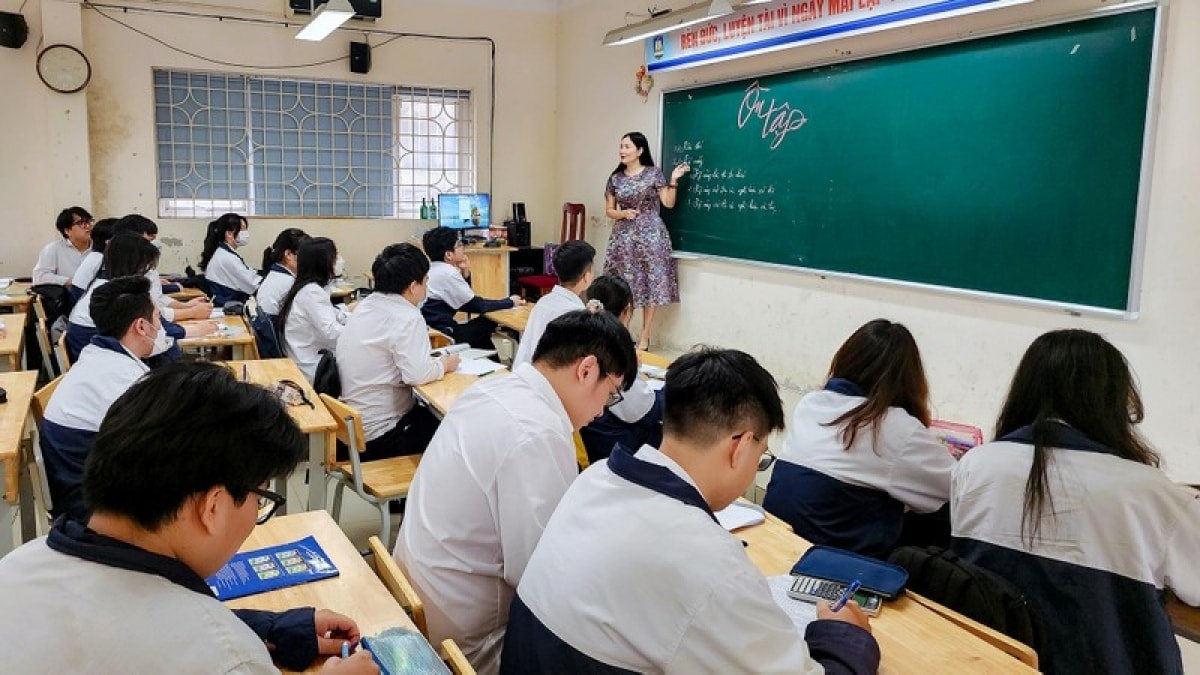 lời giải nào cho bài toán thiếu trường thpt ở hà nội hình ảnh 2 loi giai nao cho bai toan thieu truong thpt o ha noi hinh anh 2