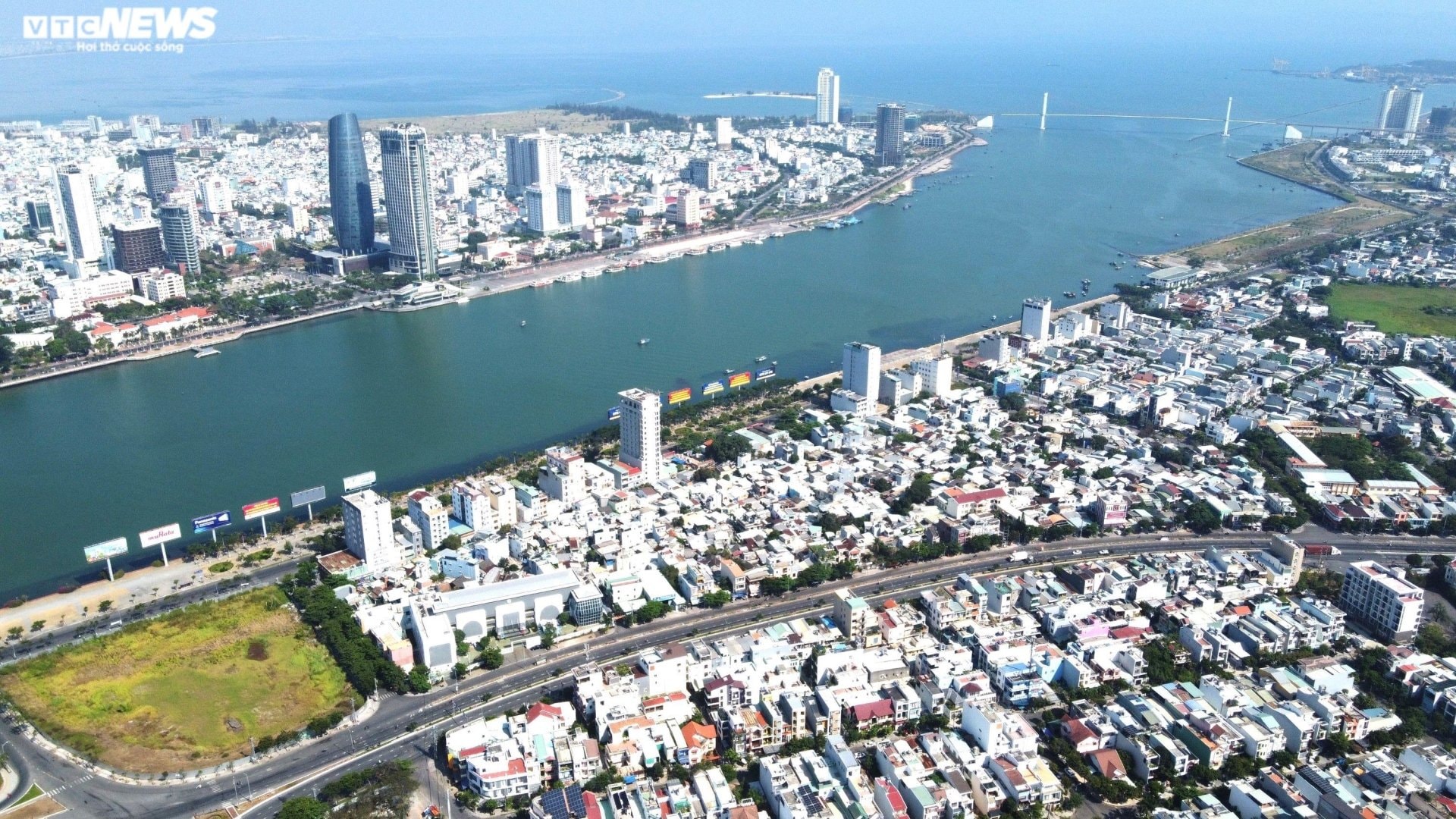 Sau 48 năm ngày giải phóng, Đà Nẵng phát triển ấn tượng thế nào? - 10