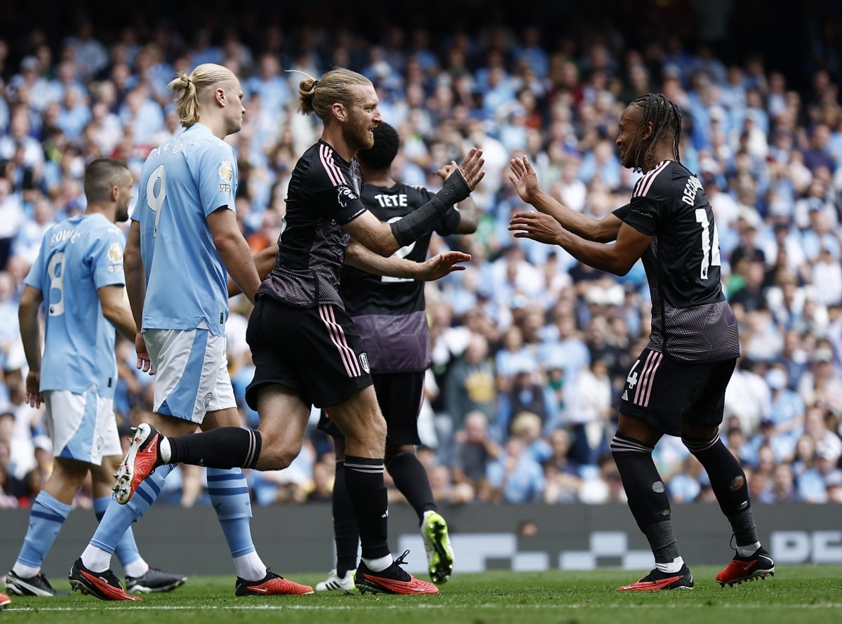 trực tiếp man city 2-1 fulham trung vệ tỏa sáng hình ảnh 2 truc tiep man city 2-1 fulham trung ve toa sang hinh anh 2