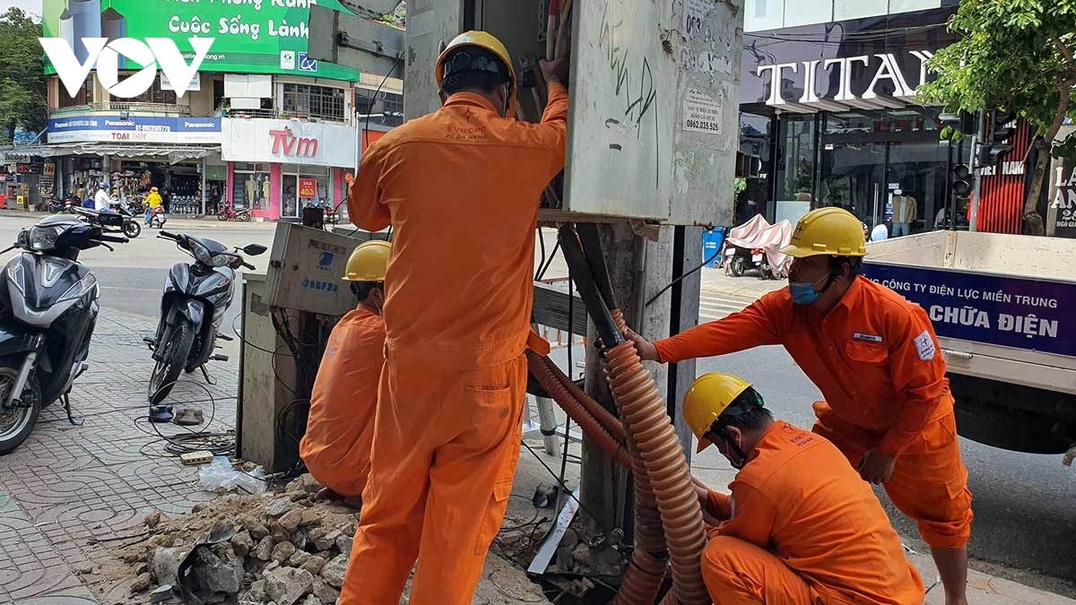 bộ công thương nói gì về đề xuất hạch toán lỗ của evn vào giá điện hình ảnh 1 bo cong thuong noi gi ve de xuat hach toan lo cua evn vao gia dien hinh anh 1