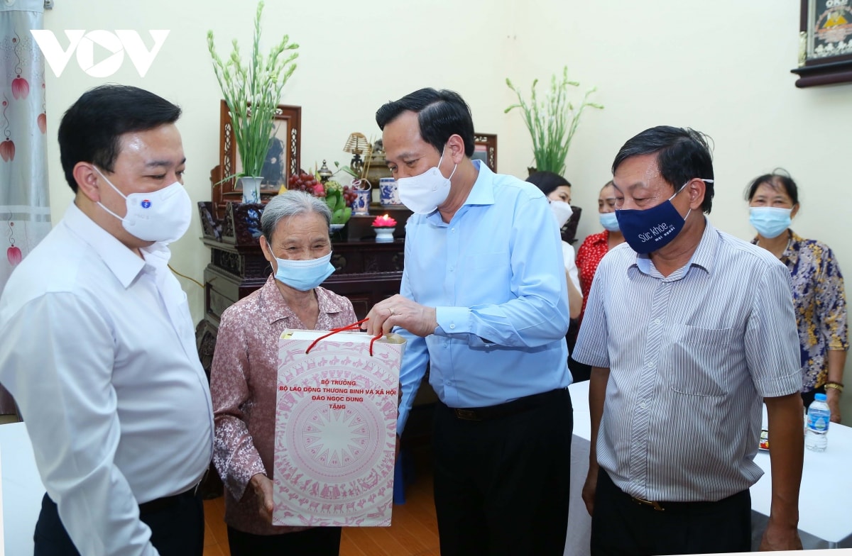 tu 5 9, muc chuan tro cap nguoi co cong voi cach mang tang len 2.055.000 dong hinh anh 2