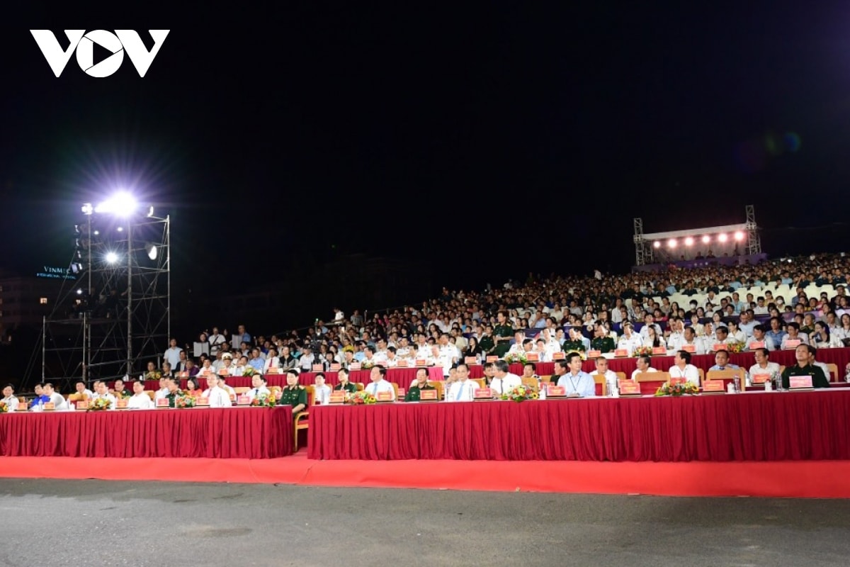 lan tỏa tình yêu, khát vọng mạnh giàu từ biển hình ảnh 3 lan toa tinh yeu, khat vong manh giau tu bien hinh anh 3