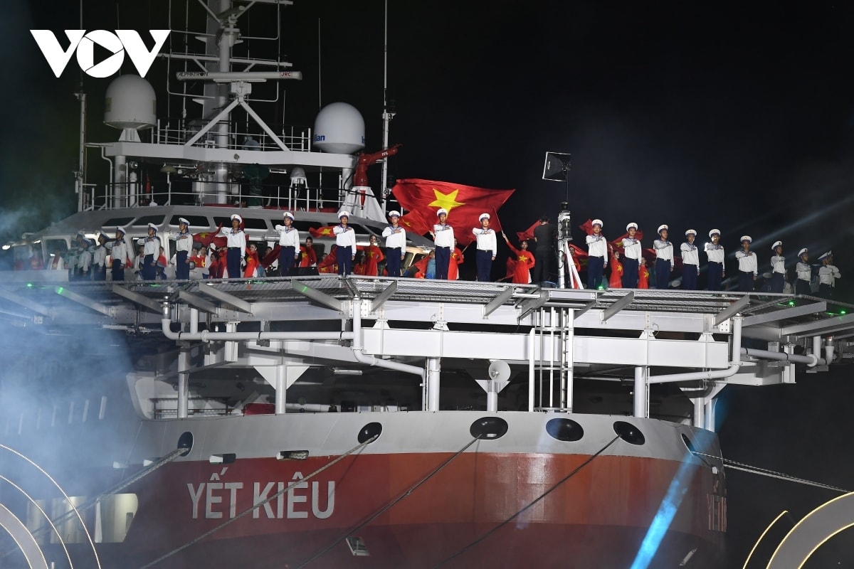 lan tỏa tình yêu, khát vọng mạnh giàu từ biển hình ảnh 2 lan toa tinh yeu, khat vong manh giau tu bien hinh anh 2